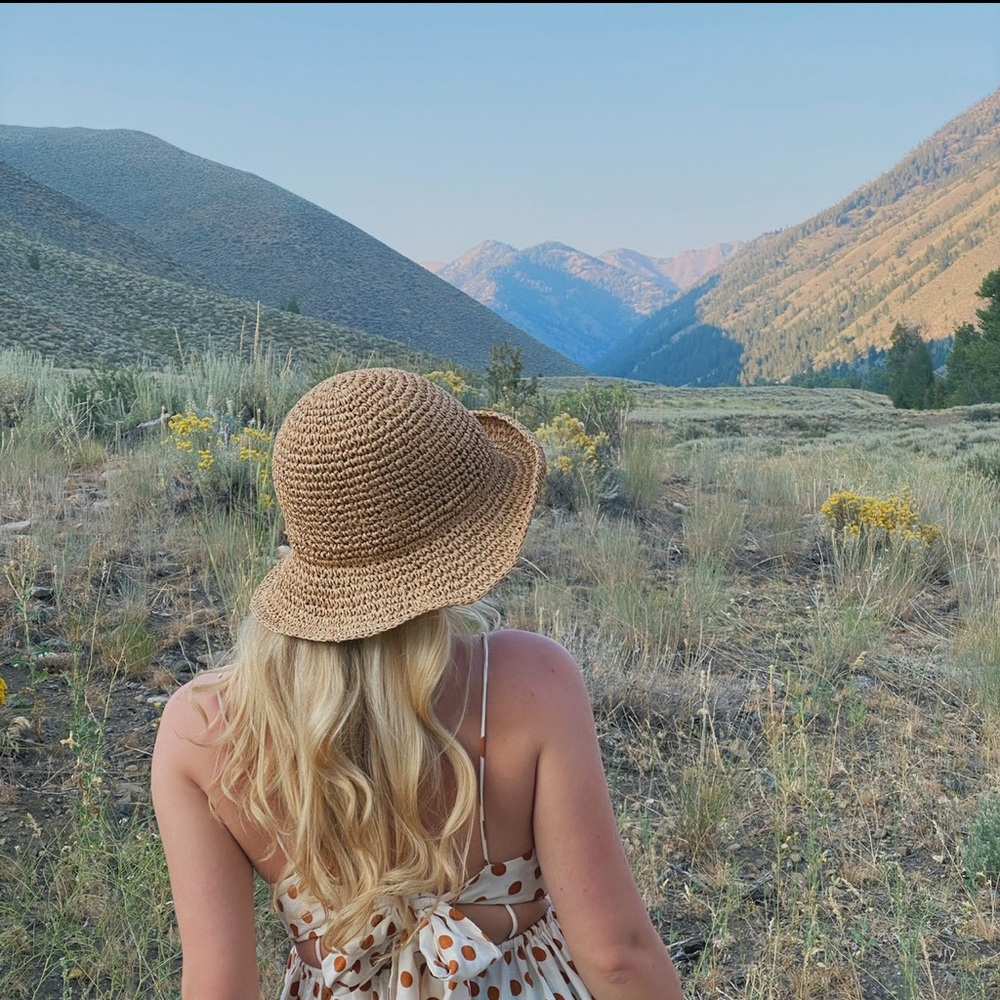 NWT - straw hat